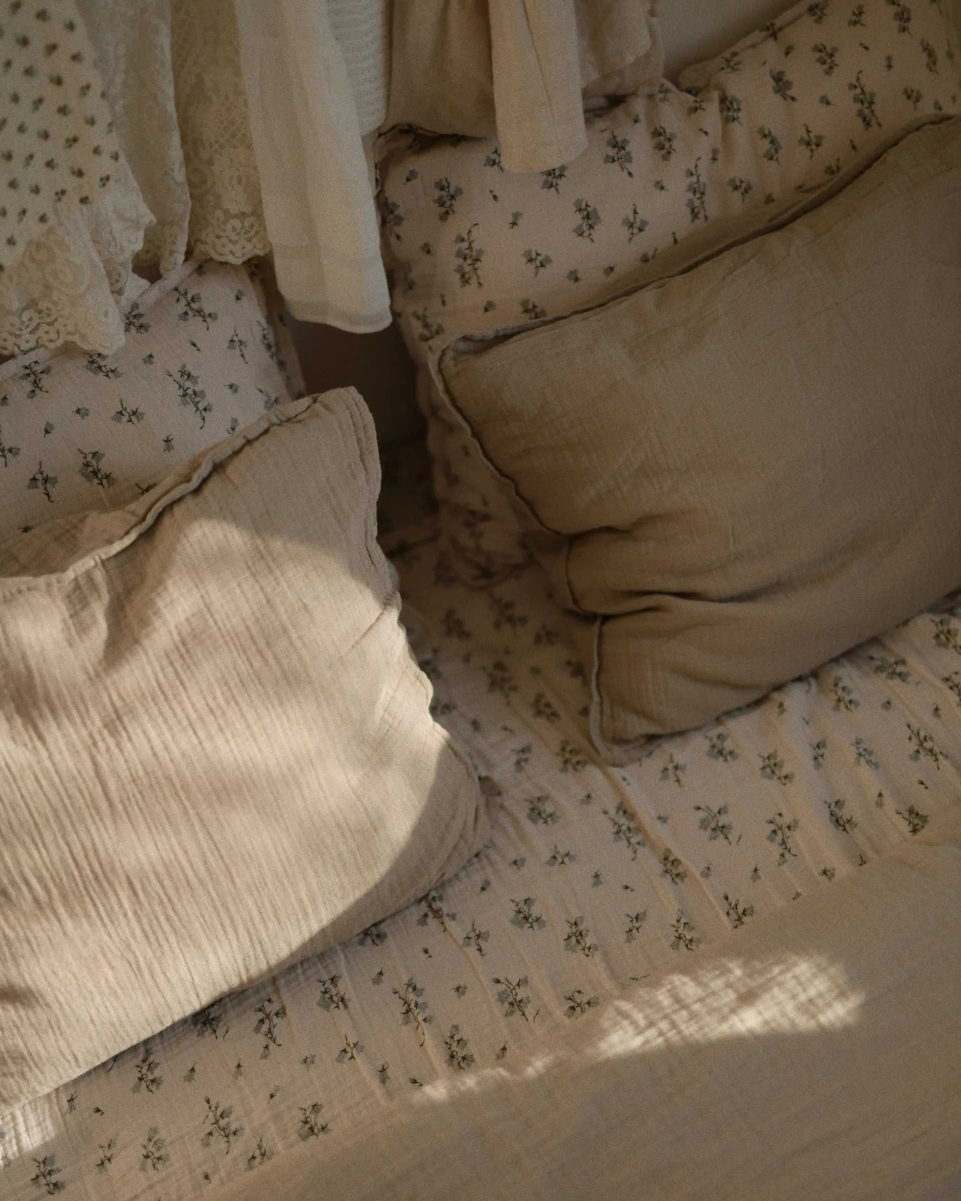 Bluebell Muslin dra-på-laken, 160x200x30 cm Garbo&Friends