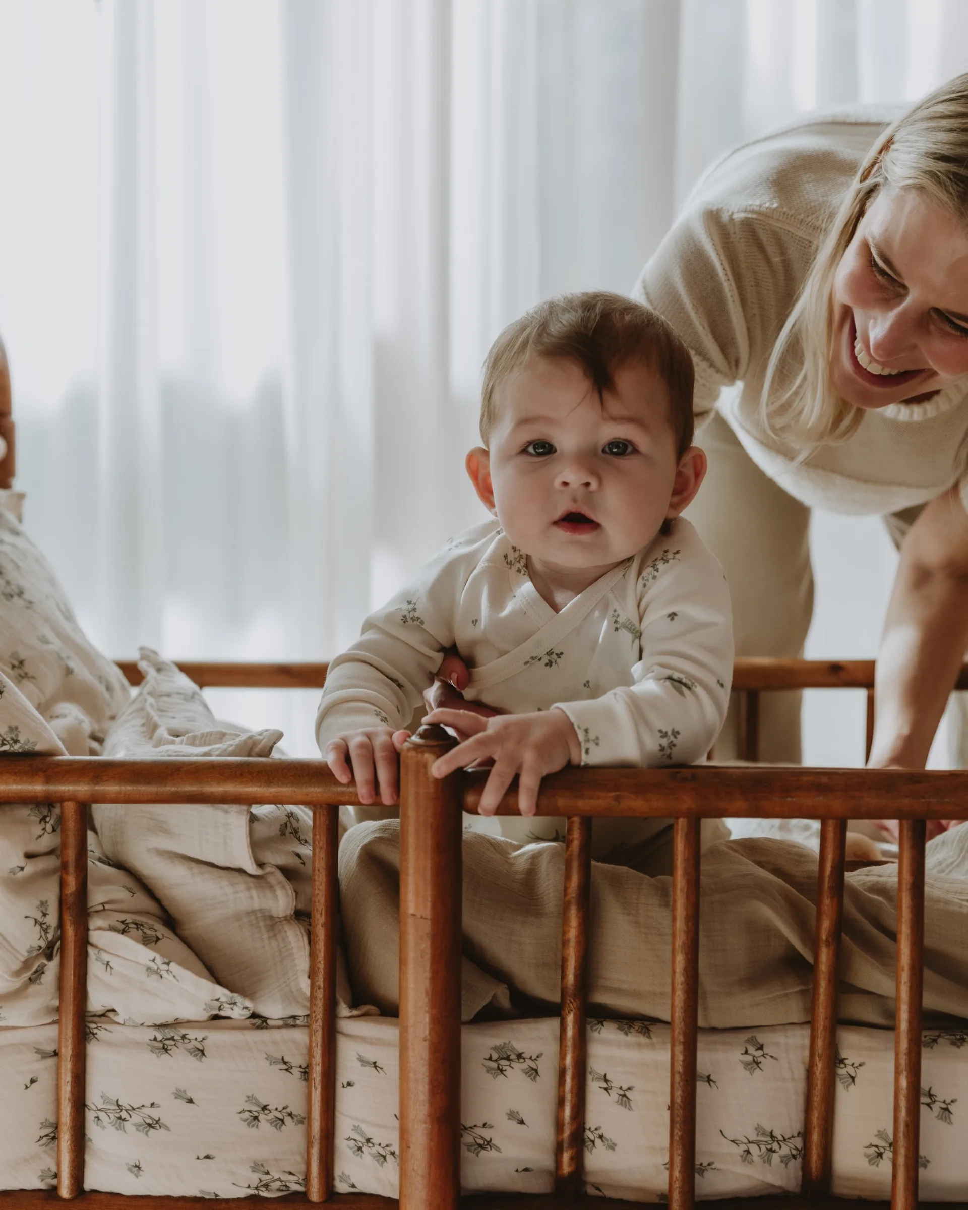 Bluebell Muslin dra-på-laken, 60x120x20 cm Garbo&Friends