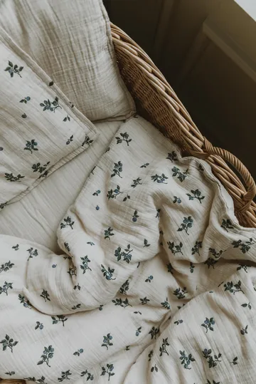 Blueberry Muslin sengesett baby - 70x80 cm/28x35 cm - Garbo&Friends