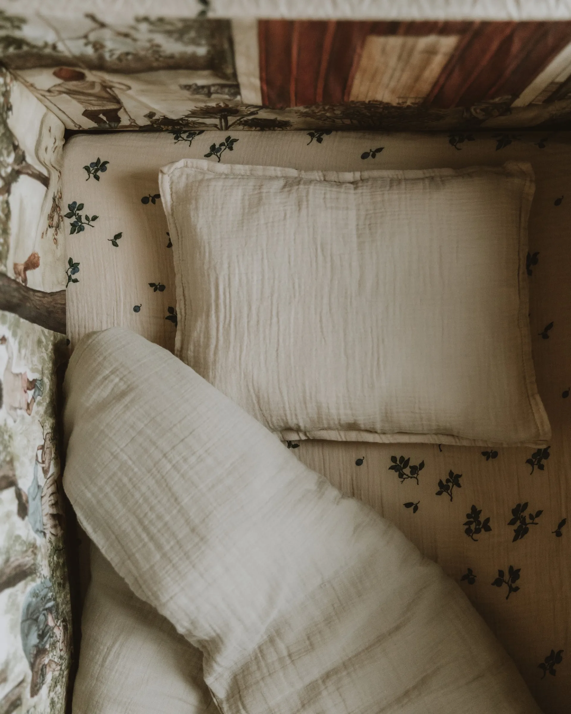 Eggshell Muslin sengesett junior, 100x140 cm/40x60 cm Garbo&Friends