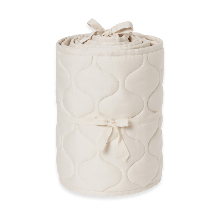 Eggshell Satin quiltet sprinkelsengbeskytter - 30x360 cm - Garbo&Friends