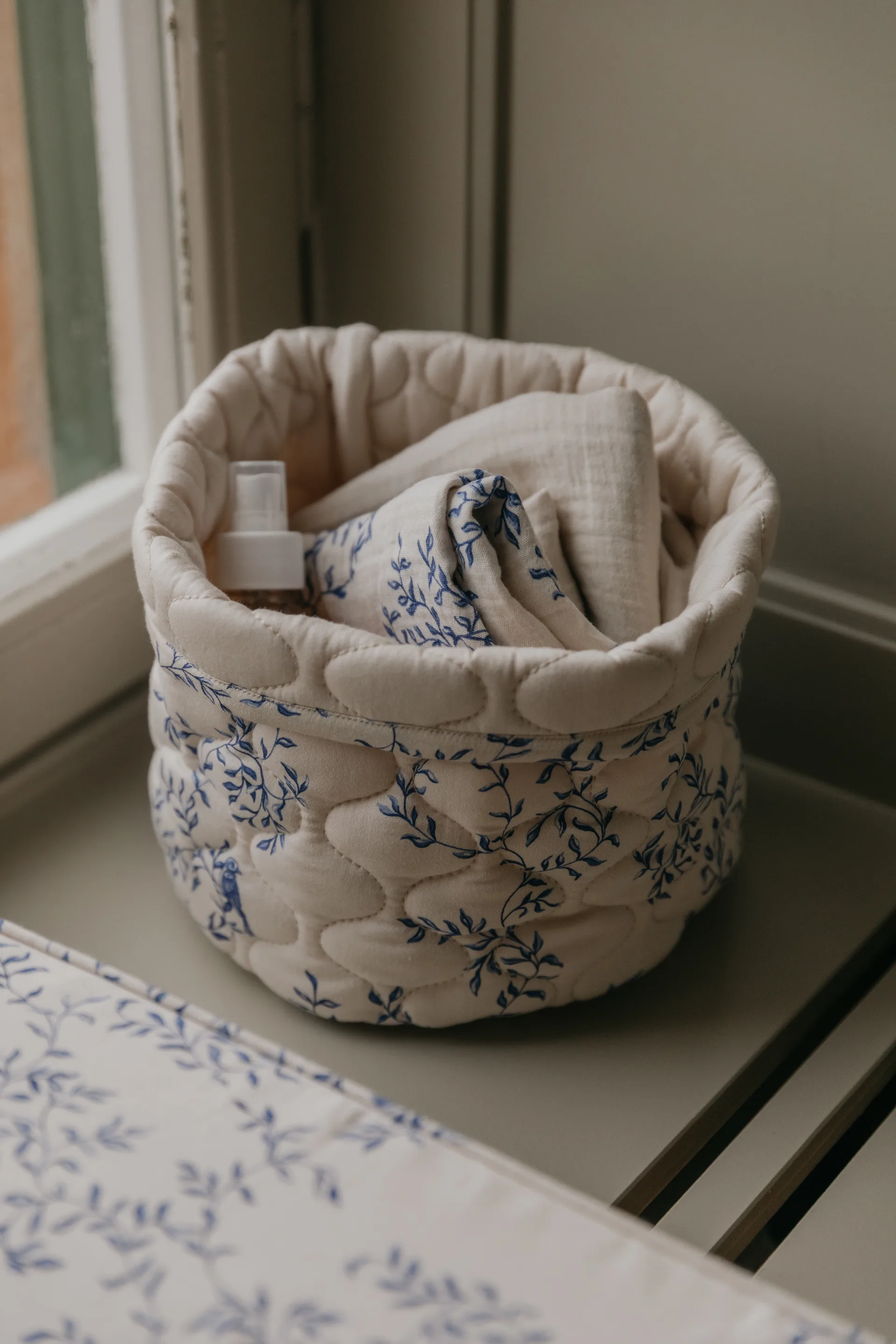 Jardim Satin quiltet kurv 2 deler, 20xØ20 cm + 30xØ30 cm Garbo&Friends