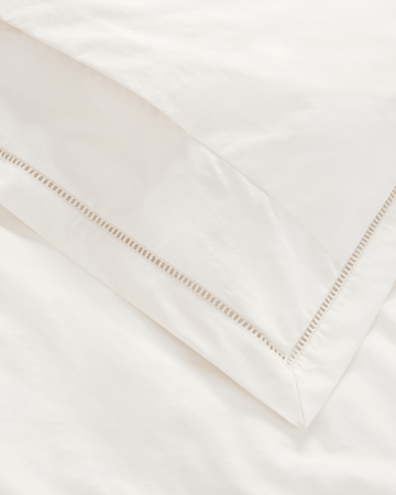 Pearl Ladder Lace putetrekk - 50x90 cm - Garbo&Friends