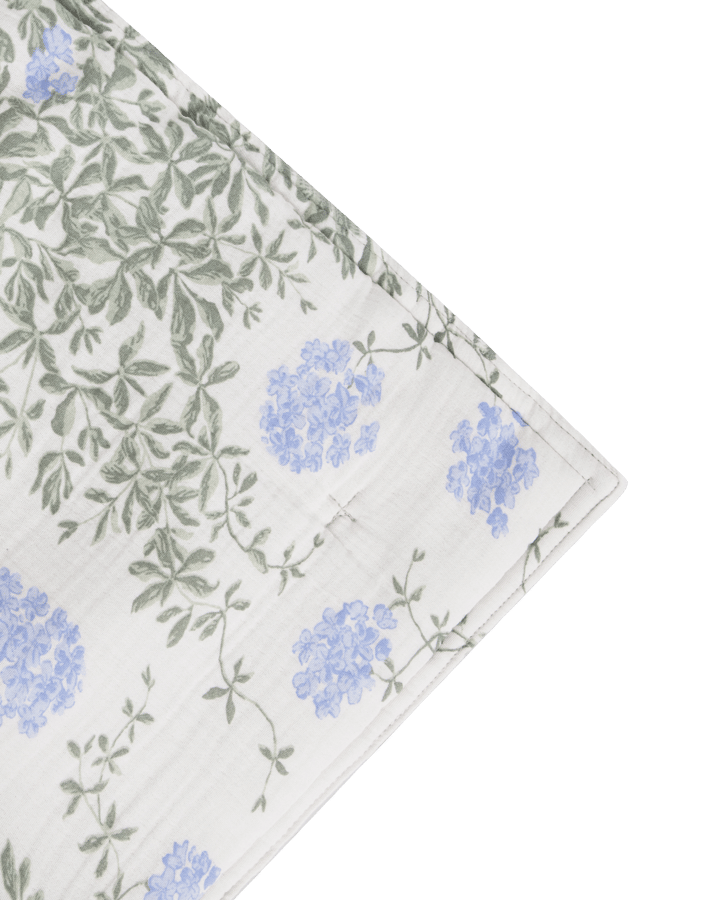 Plumbago Muslin polstret pledd - 100x140 cm - Garbo&Friends