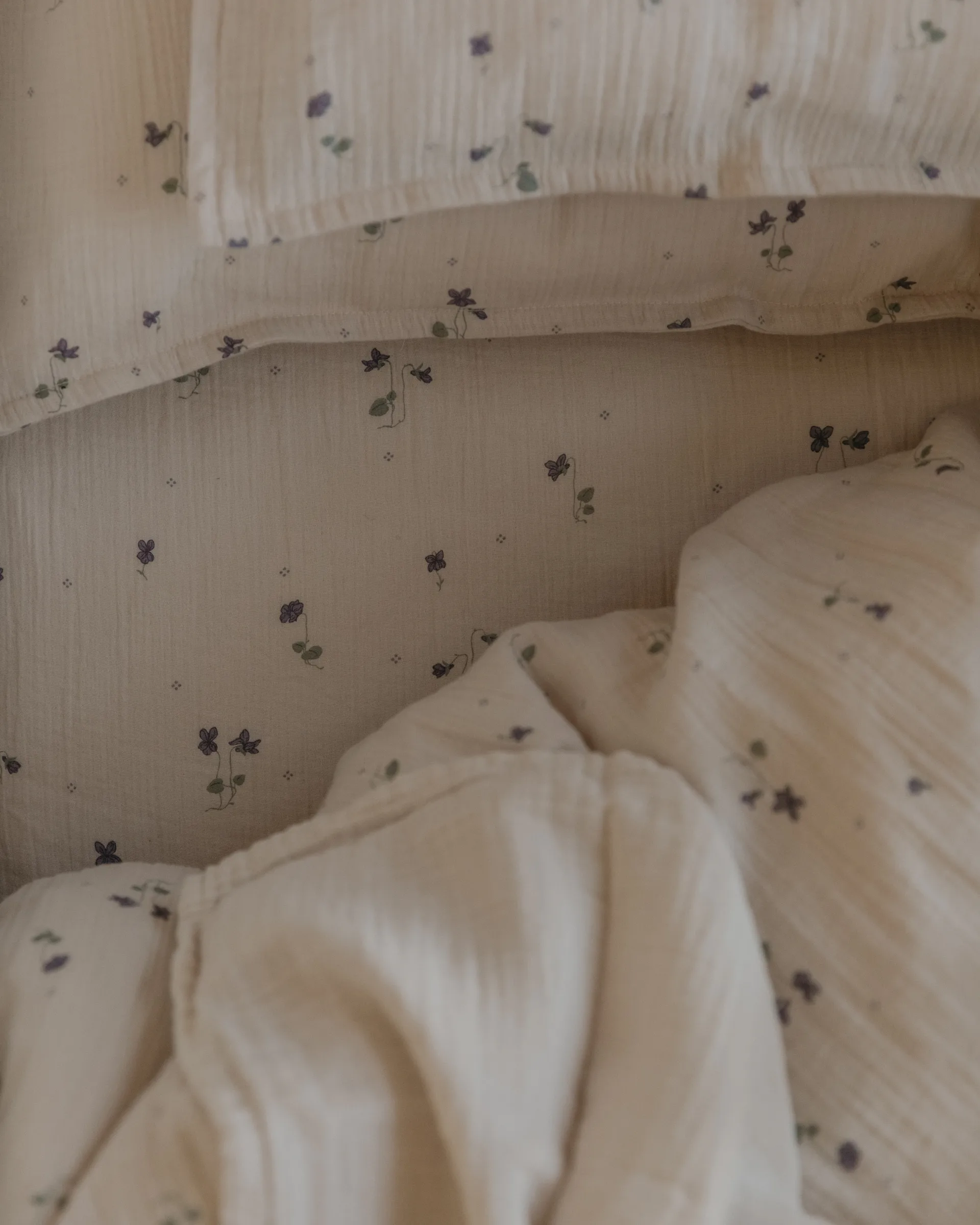 Viola Musselin strikklaken, 60x120x20 cm Garbo&Friends