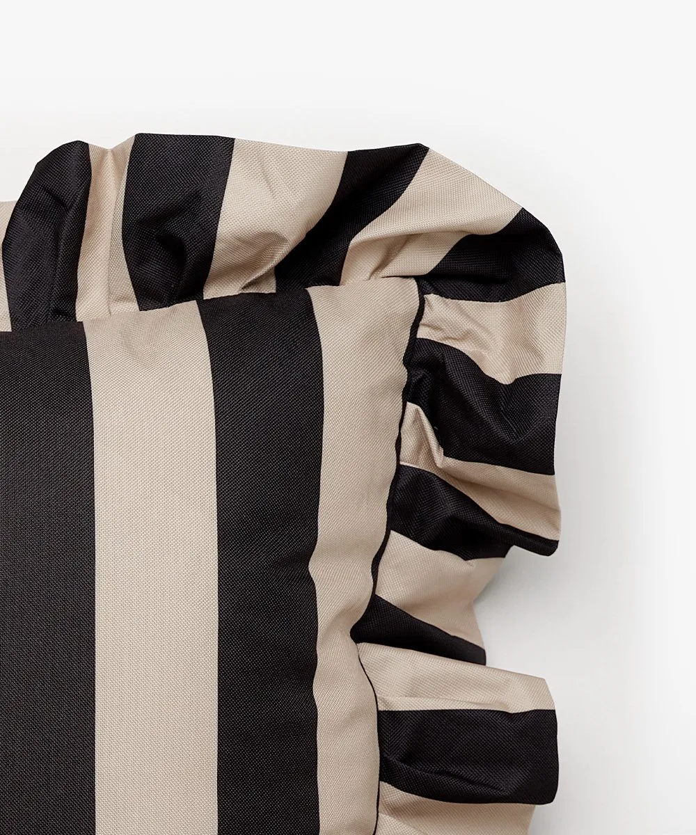 Garden Glory Outdoor pute med volang 45x45 cm, Black-beige Garden Glory