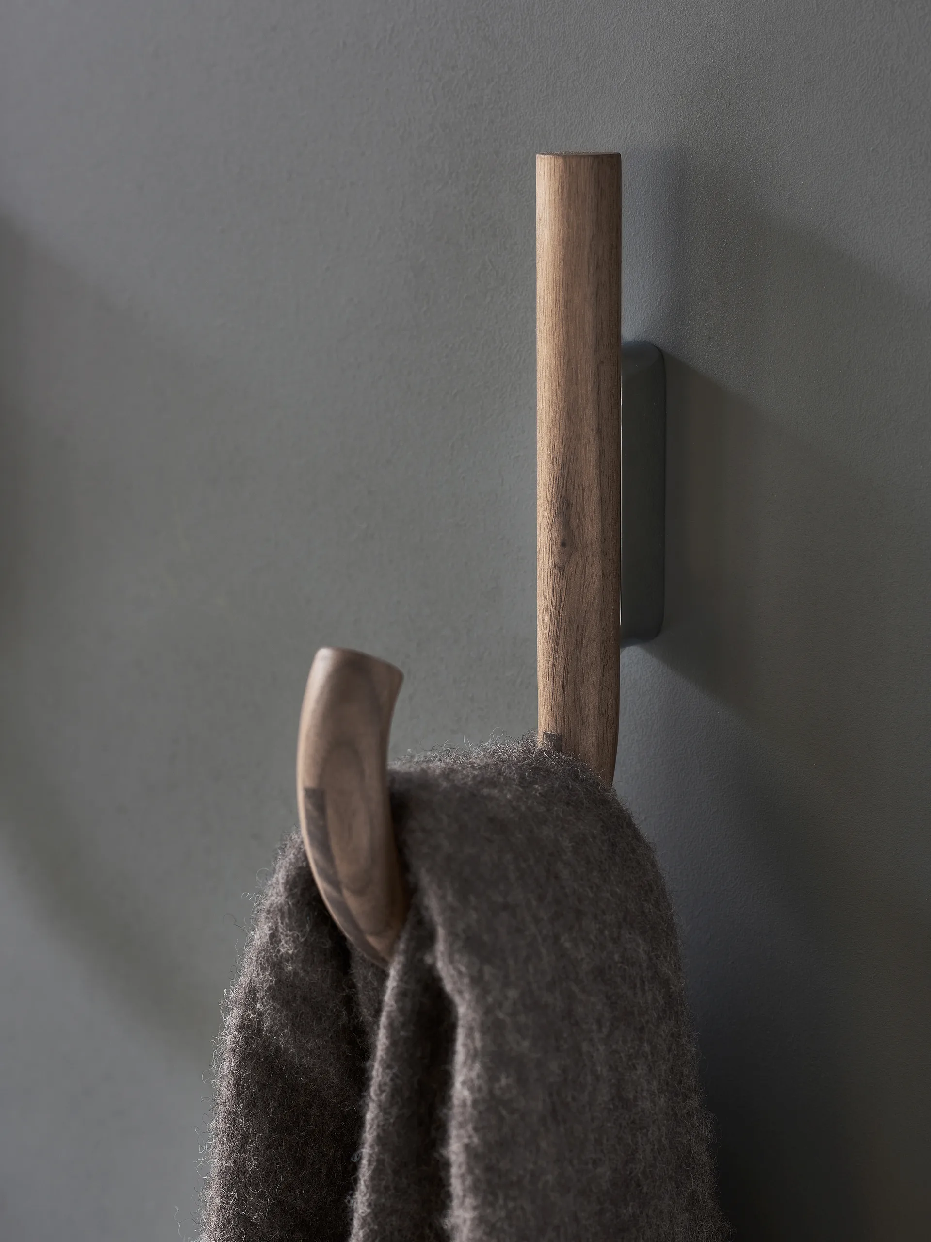 Hook krok 19 cm, Valnøtt-svart Gejst