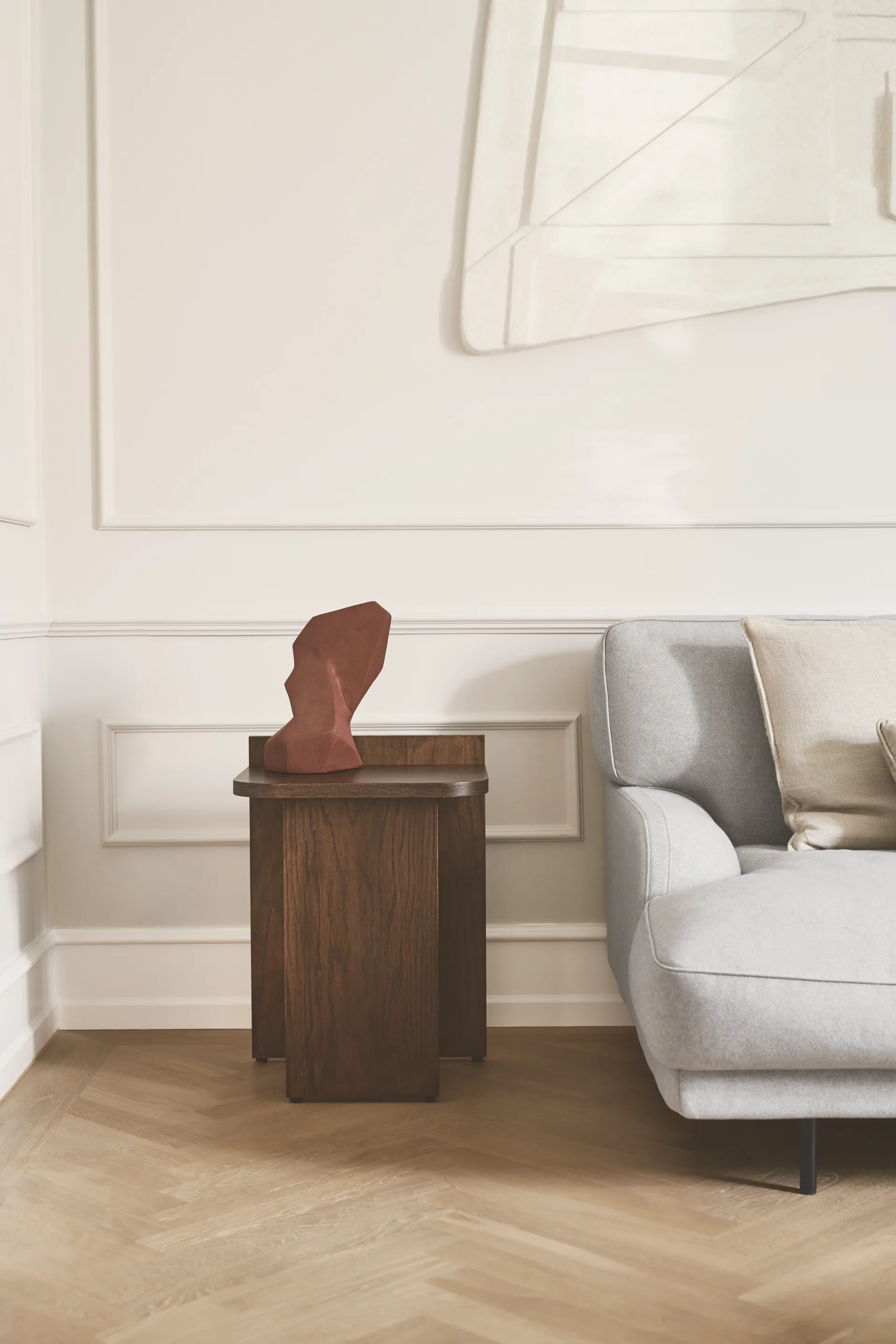 Ismo sidebord, Mørk Eik Gejst