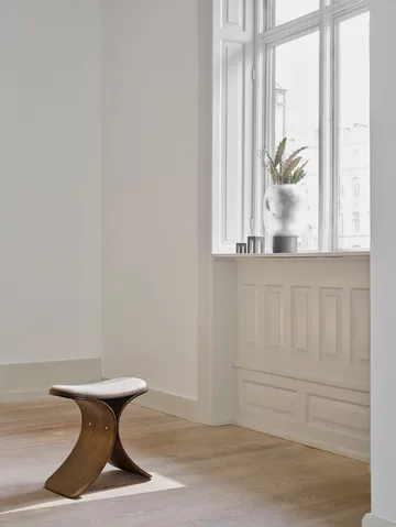 Luno krakk 48x28x72 cm - Mørk eik–mørk beige tekstil - Gejst