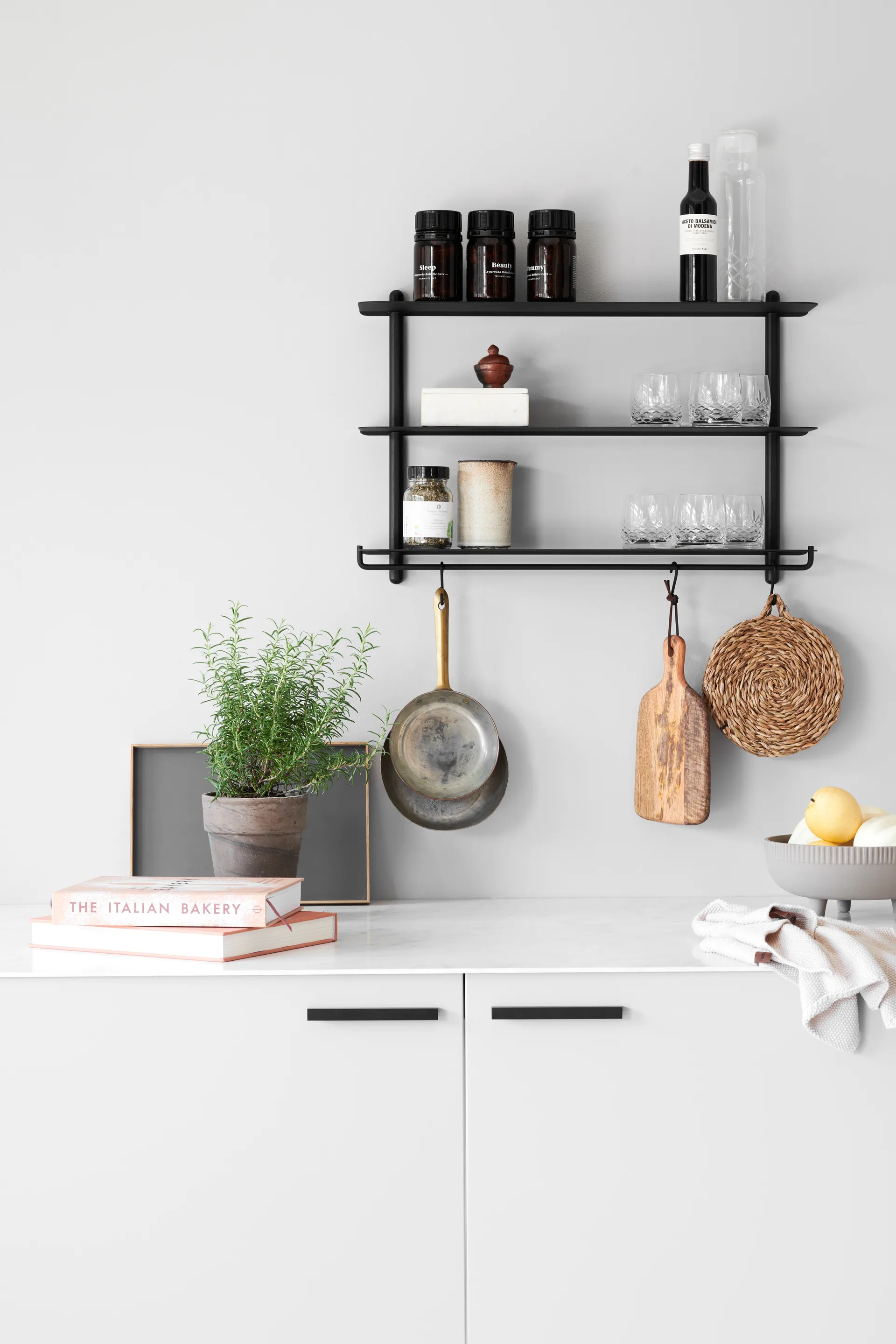 Nivo krok til hylle 3-pakning, Sort Gejst