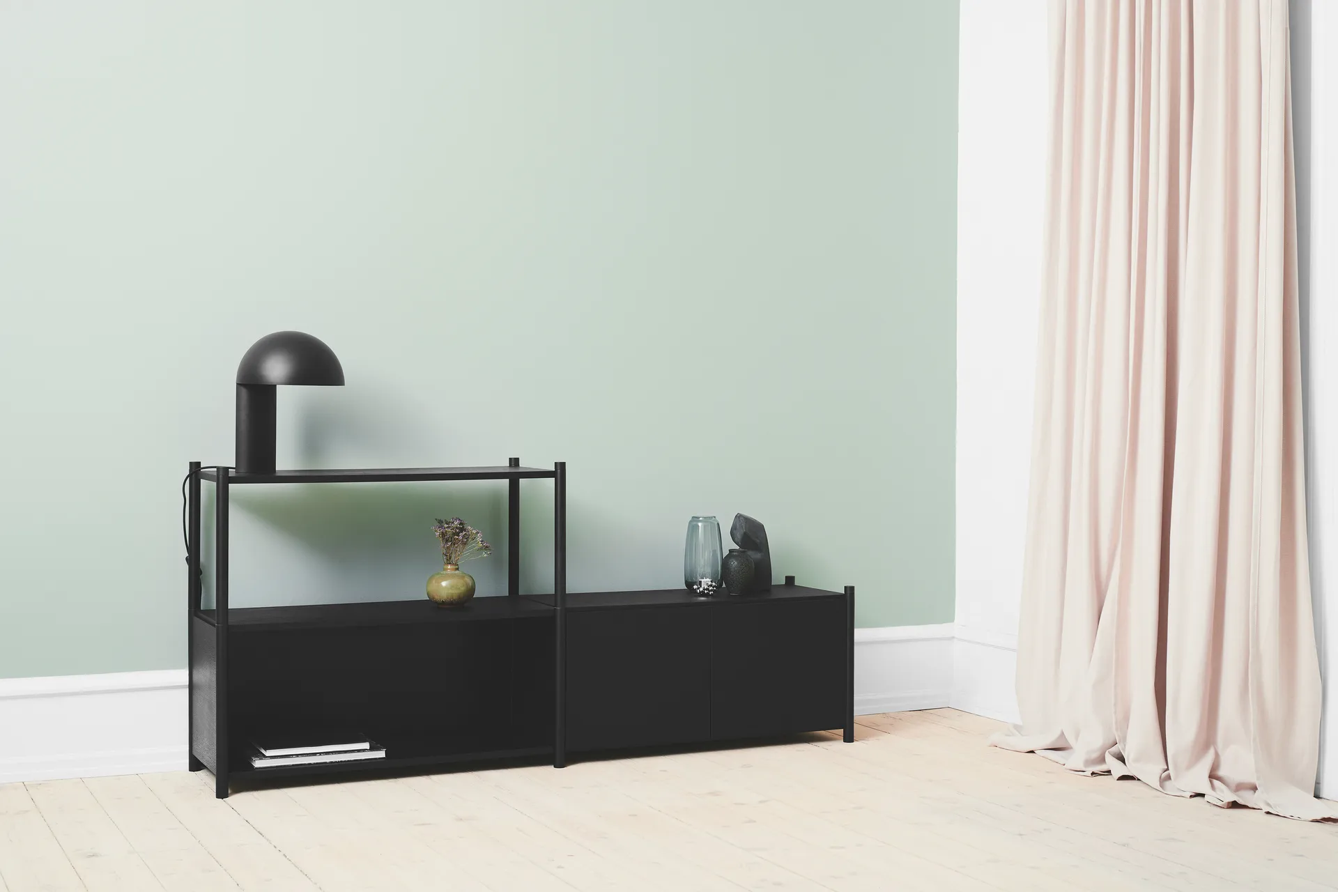 Sceene bookcase D, Svartbeiset eik Gejst