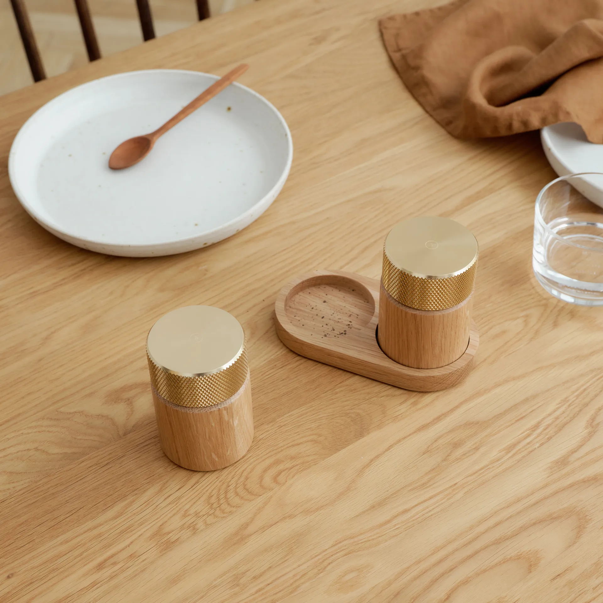 Sina salt- og pepperkvern 6 cm, Eik-messing Gejst