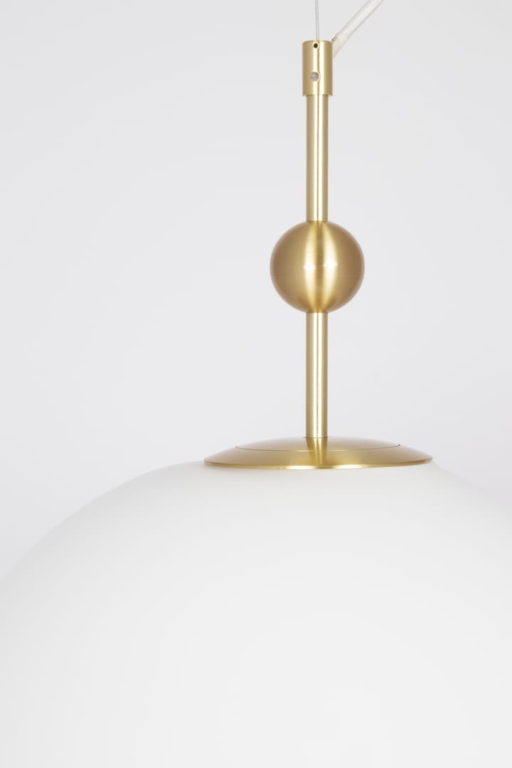 Astrid pendel Ø 40 cm, Børstet messing-hvit Globen Lighting