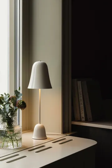 Blåklockan bordlampe - Elfenbenhvit (hvit), Ø16xH50 cm - Globen Lighting