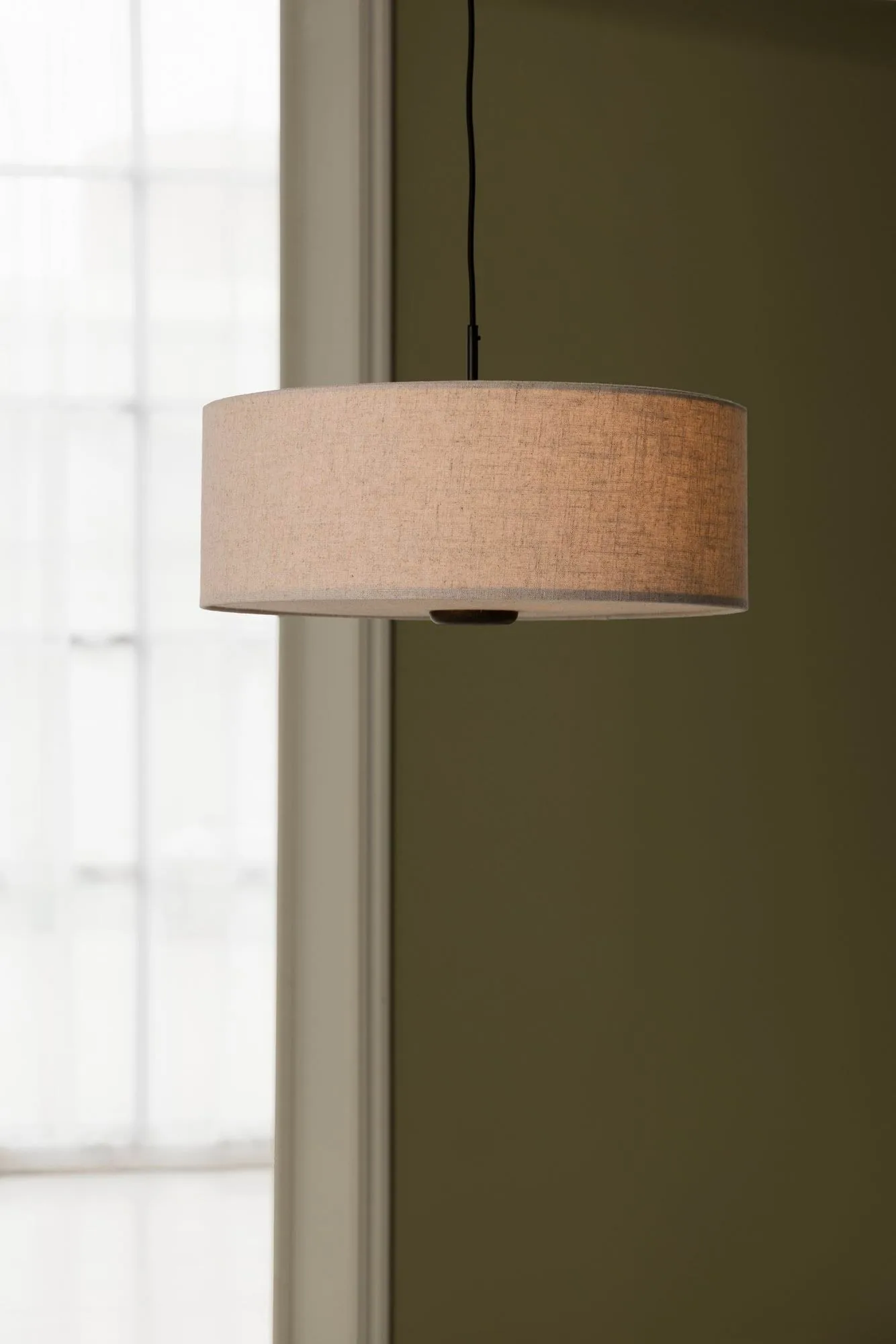 Bosco pendel , Beige, brunbeiset eik, Ø55 cm Globen Lighting