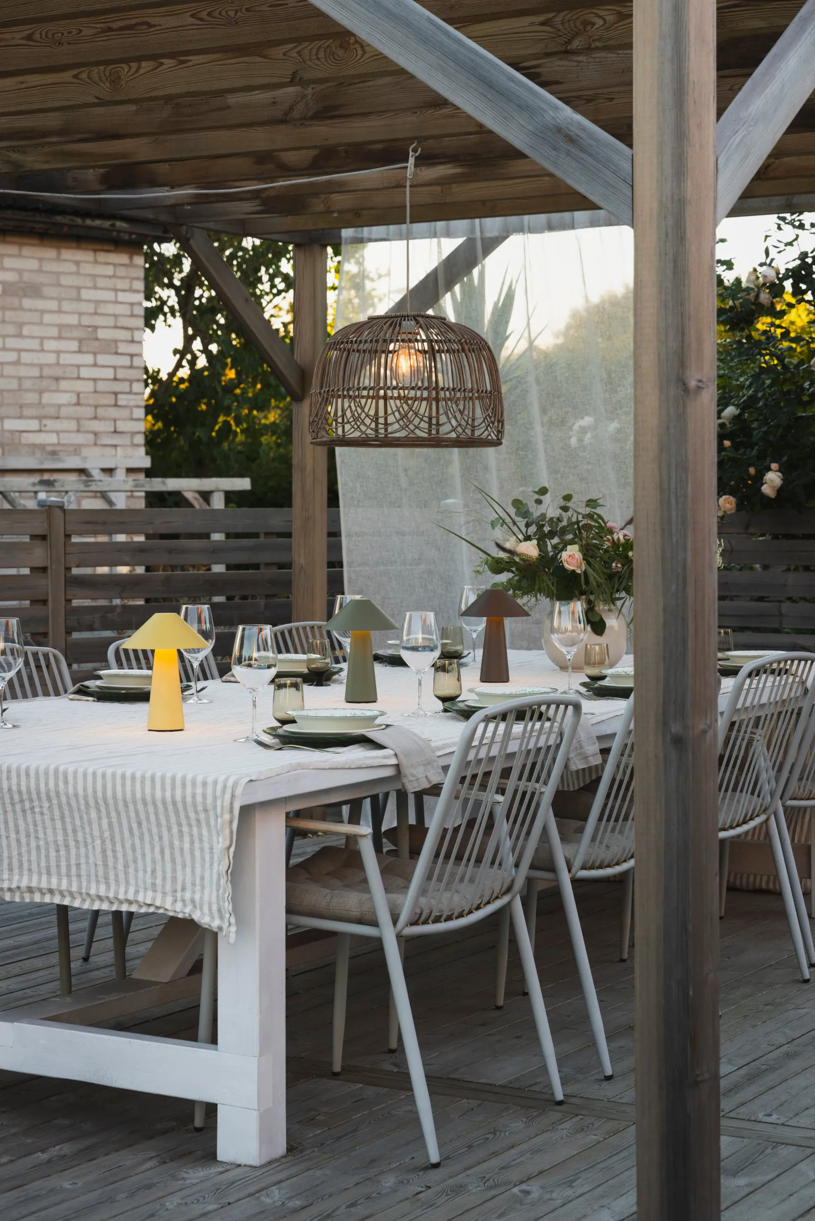 Cannes portabel bordlampe, Havregul Globen Lighting