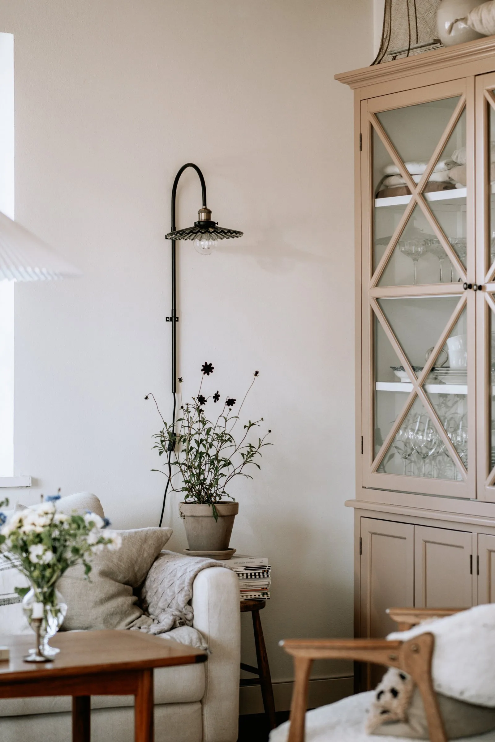 Cobbler vegglampe 75 cm, Røyk Globen Lighting