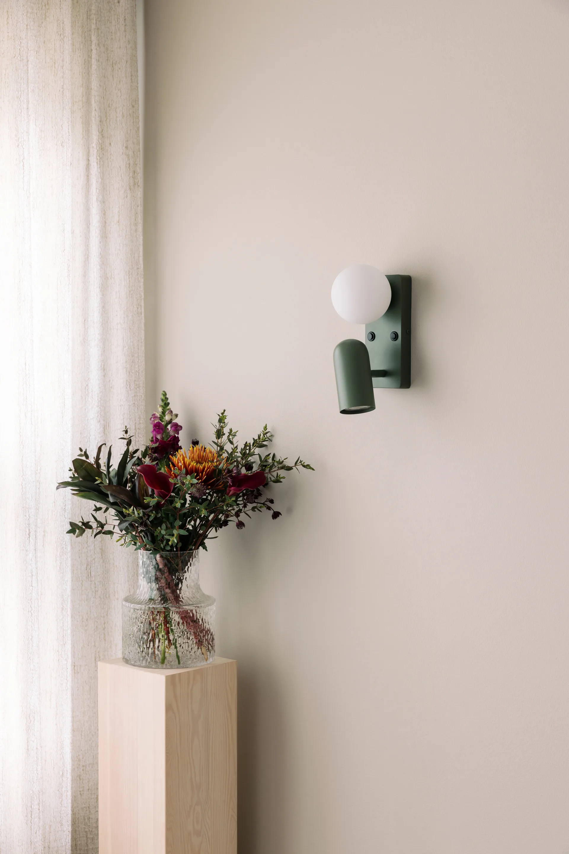 Doppio vegglampe, Grønn Globen Lighting