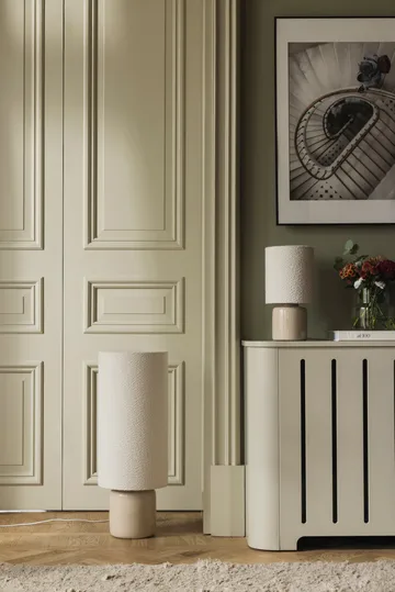 Florian gulvlampe - Hvit bouclé/beige, Ø30x80 cm - Globen Lighting