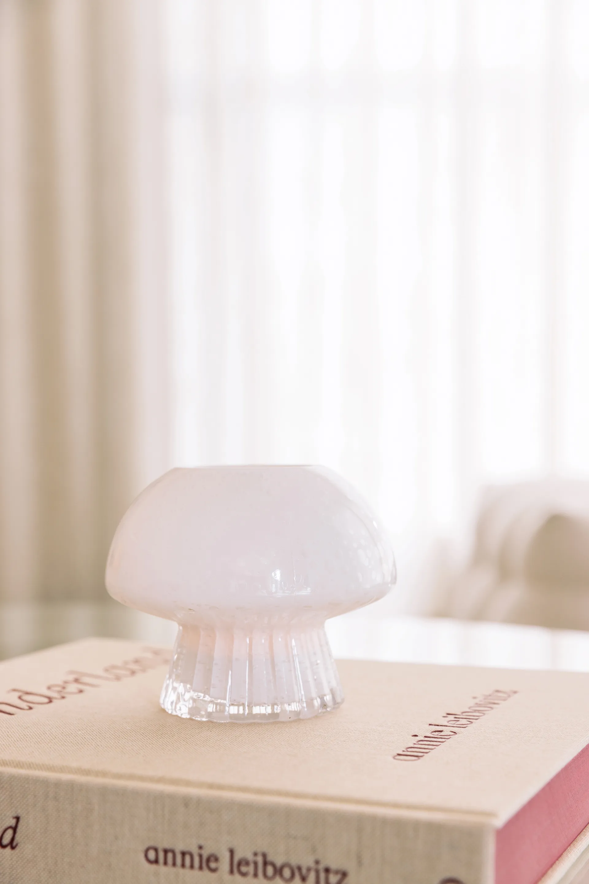 Fungo 12 telysholder Special Edition, Hvit Globen Lighting