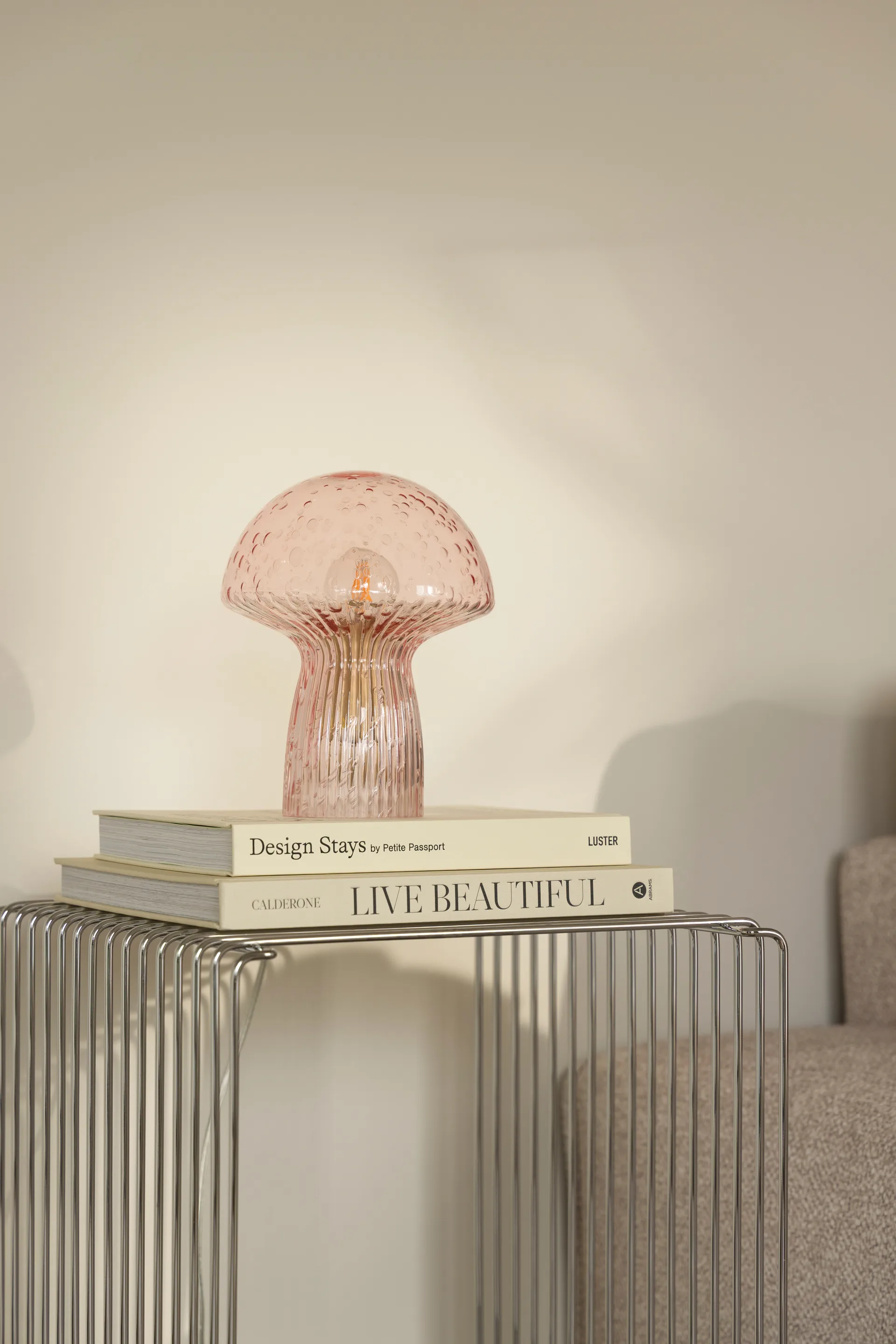 Fungo bordlampe Special Edition Rosa, Ø16 cm, H:20 cm Globen Lighting