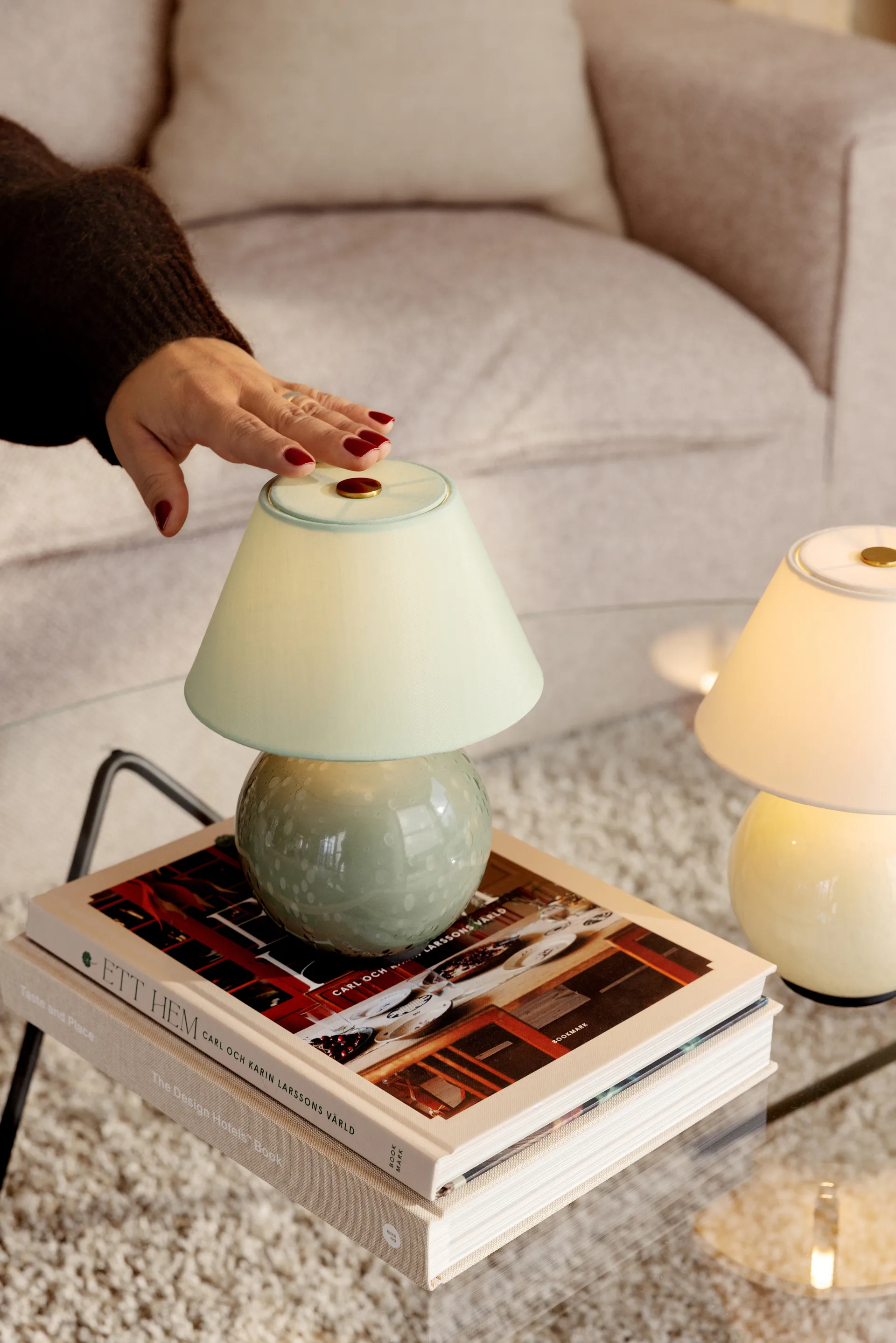 Iris 16 portabel bordlampe, Grønn Globen Lighting