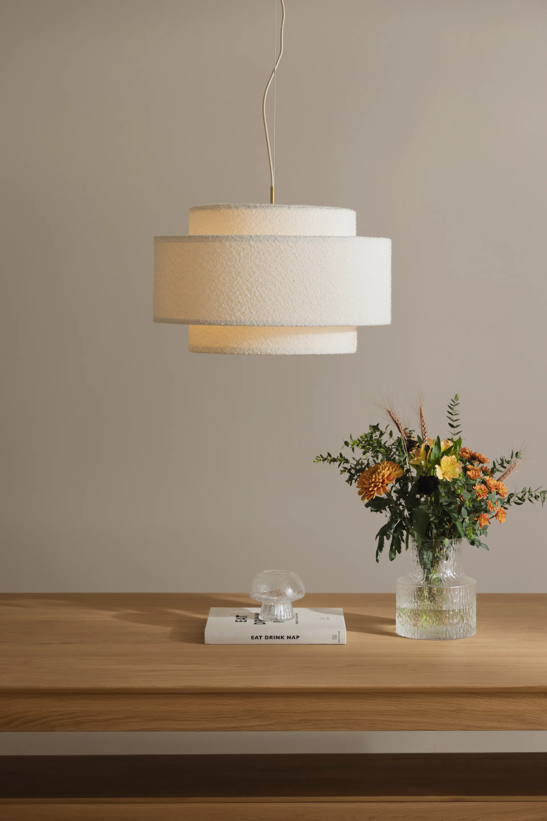 Noah pendel Ø50 cm, Bouclé hvit Globen Lighting