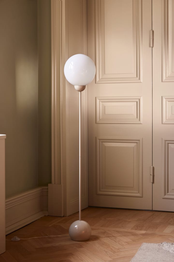 Ripley gulvlampe - Beige - Globen Lighting