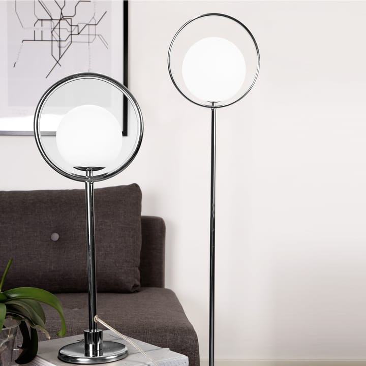 Saint gulvlampe, krom Globen Lighting