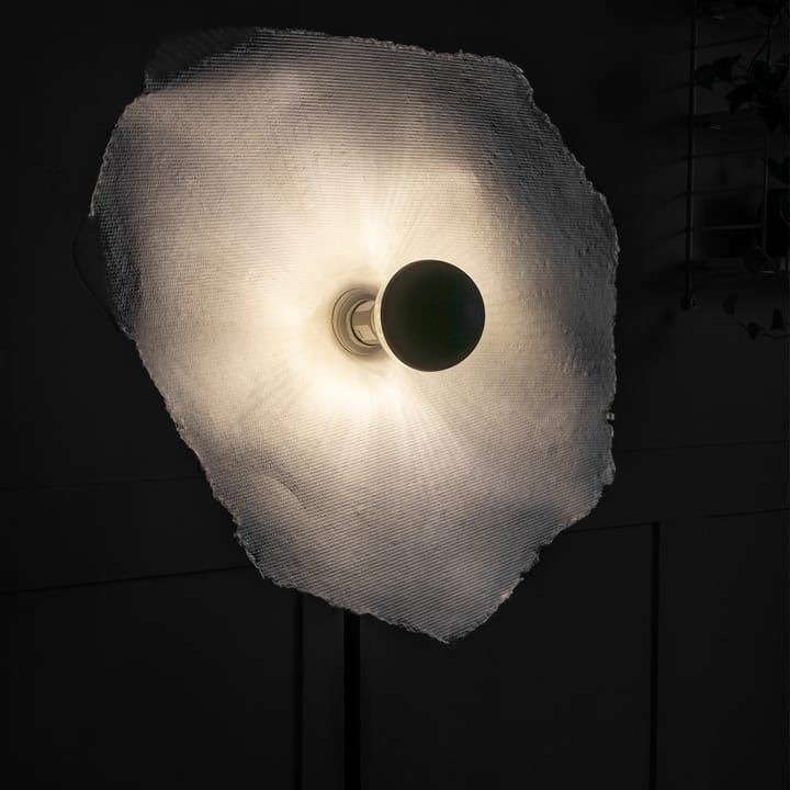 Tropez gulvlampe - Naturlig, sort stativ - Globen Lighting