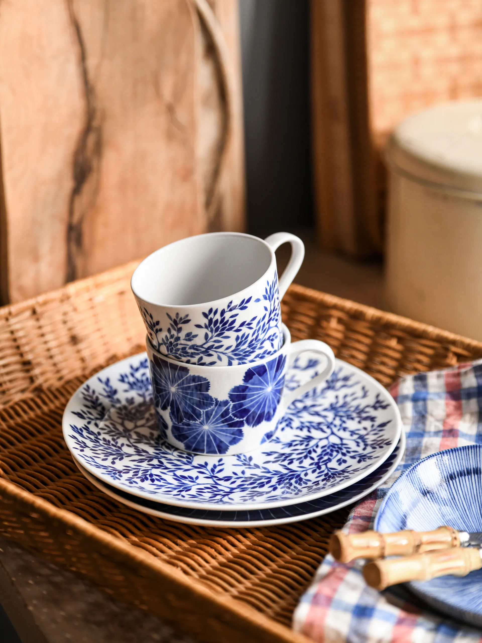 Botanica Myrten asjett Ø21, Blå Götefors Porslin