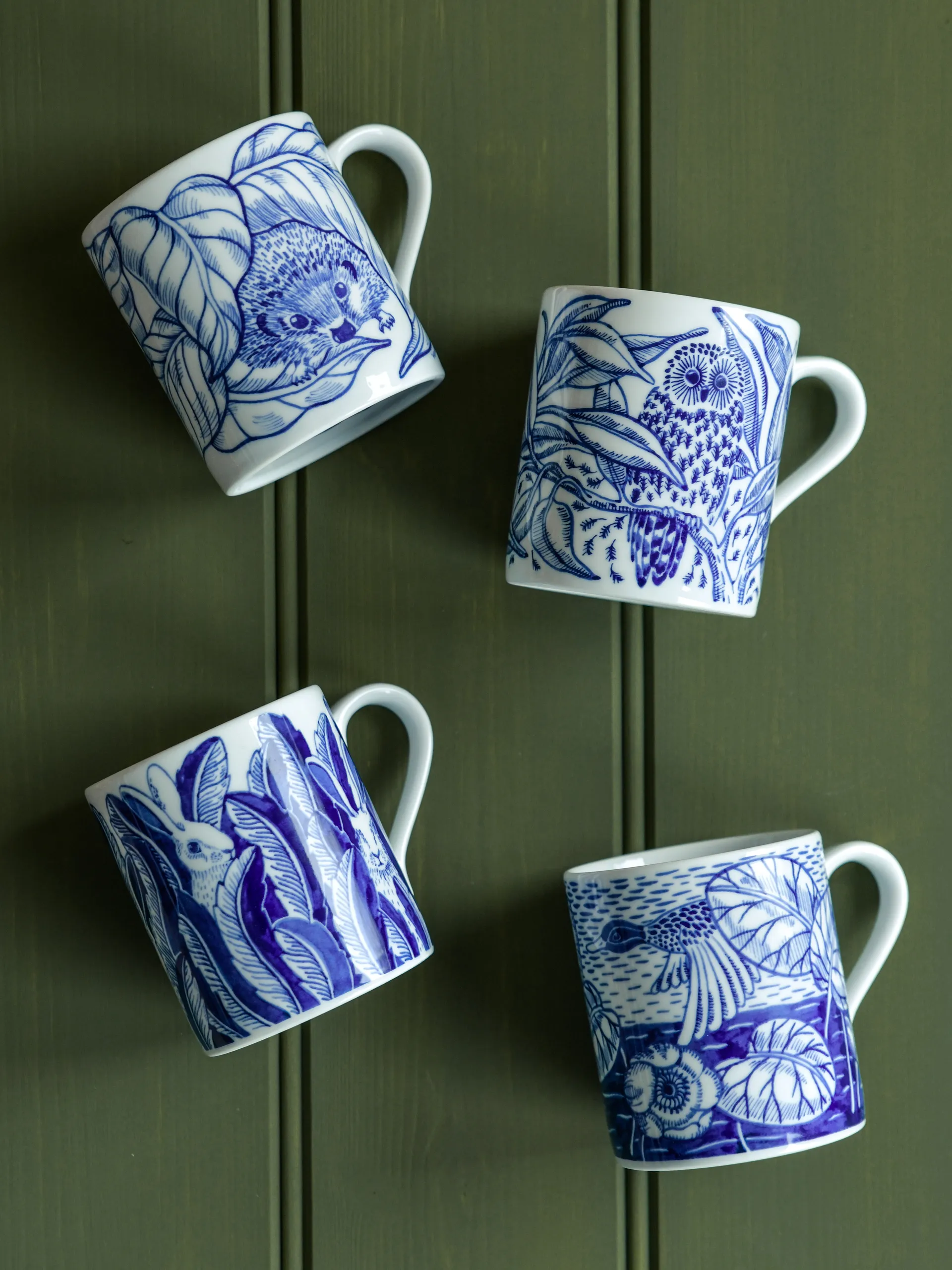 Hedgehogs awakening kopp 35 cl, Blå Götefors Porslin