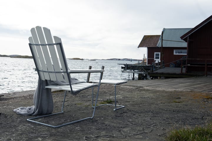 A3 solseng, Hvit lakkert varmgalvanisert eik Grythyttan Stålmöbler