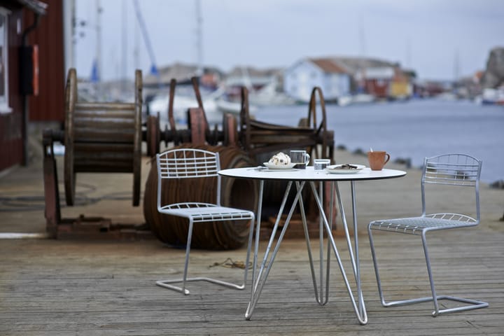 High Tech bord, Ø90 cm - Hvit-varmgalvanisert stativ - Grythyttan Stålmöbler