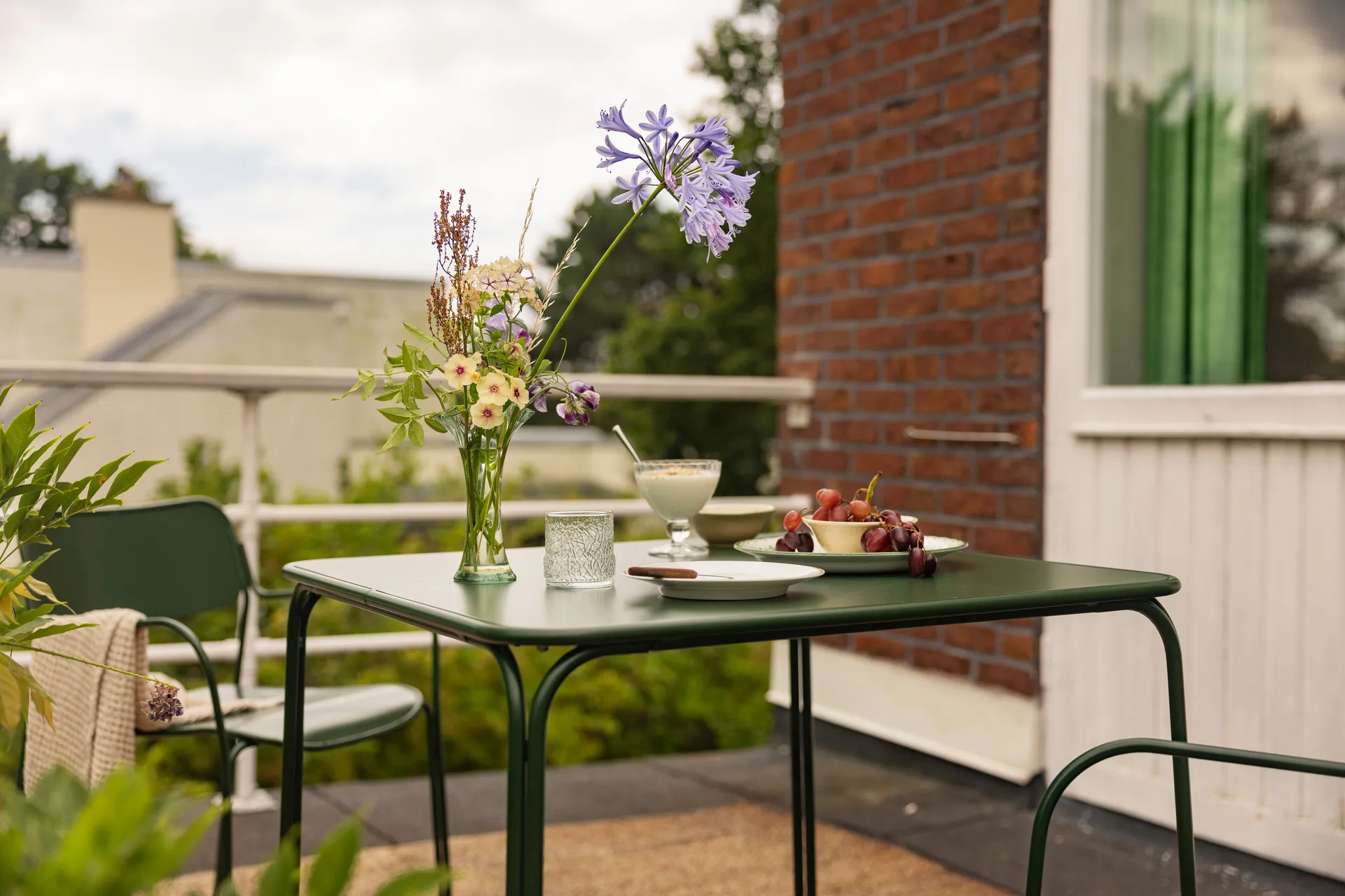 Libelle bord, Grønn Grythyttan Stålmöbler
