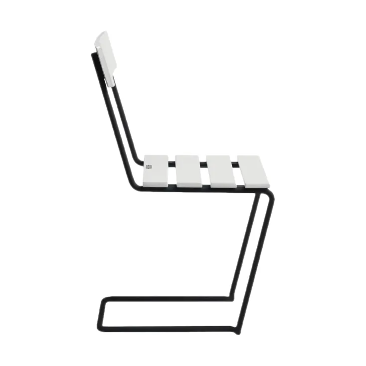 Stol 1, Hvitoljet eik-svart Grythyttan Stålmöbler