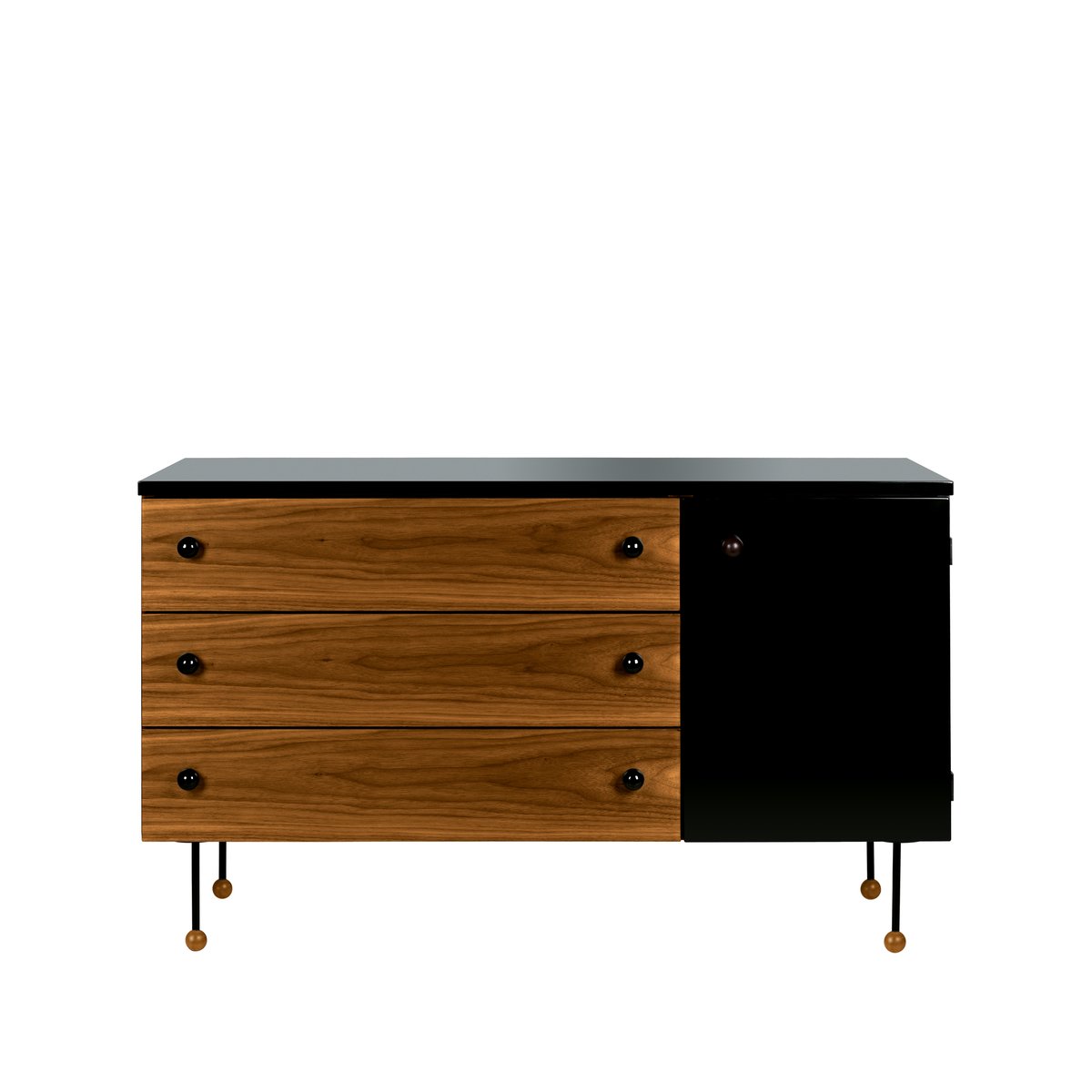 GUBI 62 Dresser kommode american walnut, 3 skuffer
