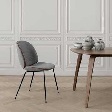 Beetle dining chair fully upholstered conic base - tekstil velluto cotone 970 mørkeblå, sort stålstativ - GUBI
