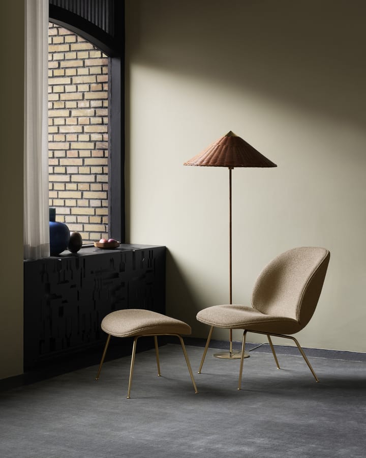 Beetle Ottoman puff heltrukket conic base, Around bouclé 004-brass GUBI