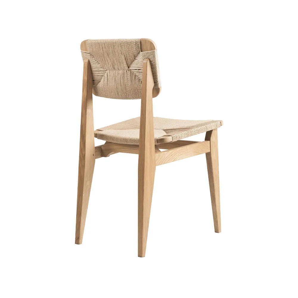 C-Chair stol, Oak oiled, naturflettet sete og rygg GUBI