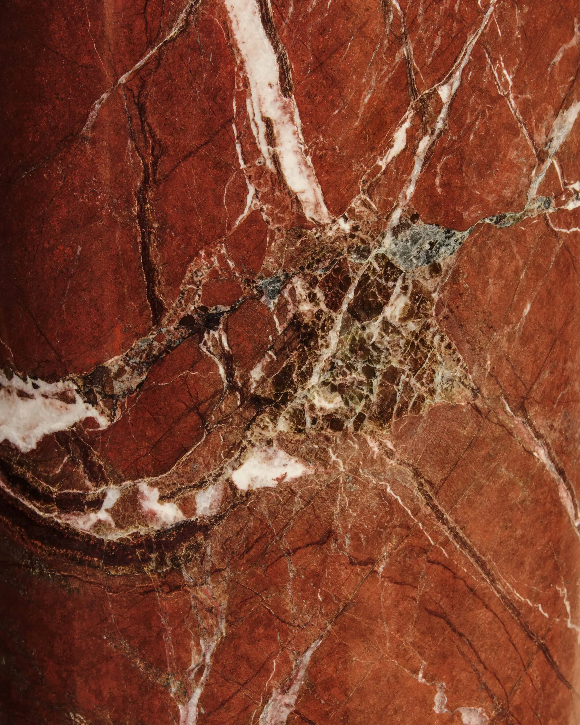 Grahvity L bordlampe, Maroon marble-canvas GUBI