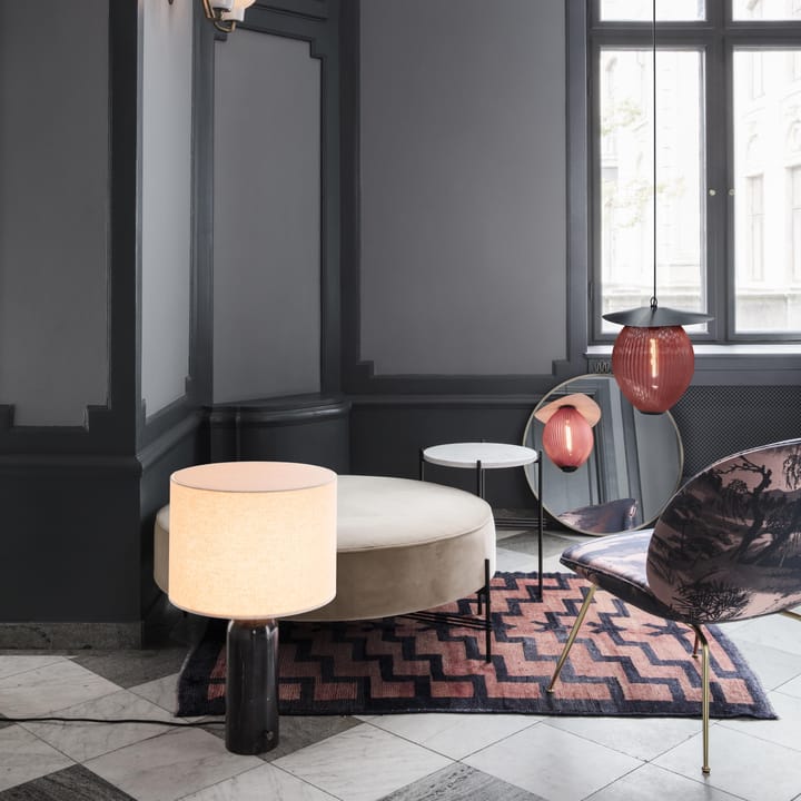 Gravity S bordlampe, black marble + hvit skjerm GUBI