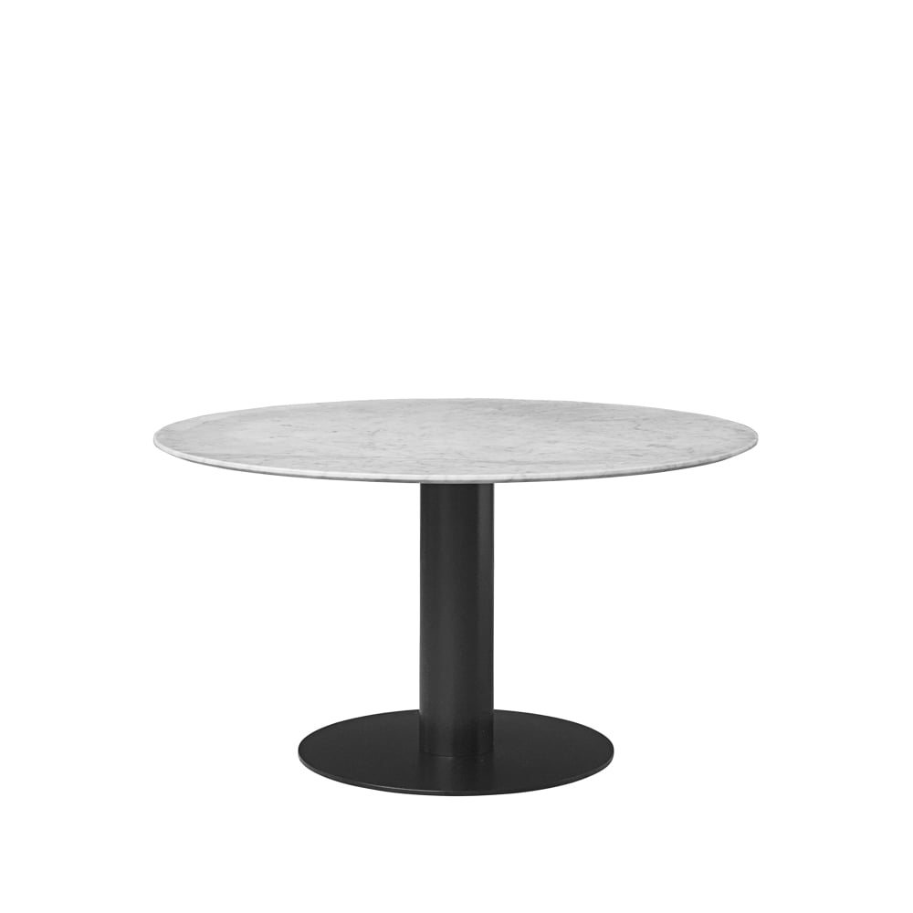 Gubi 2.0 spisebord marble white, Ø 130 cm, sort stativ