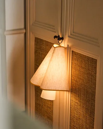Hornbæk portable bordlampe - Poppy yellow - GUBI