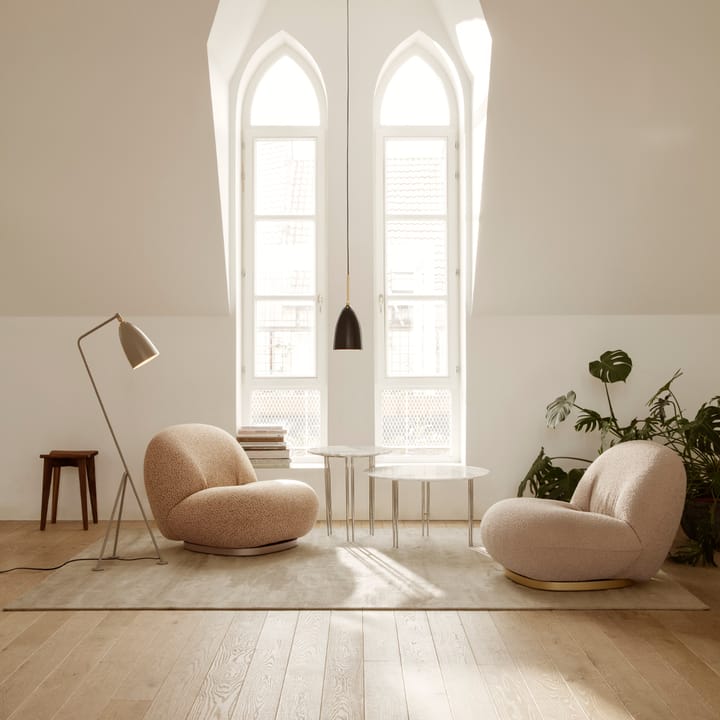 IOI sofabord, White carrara marble-Ø70-krom GUBI