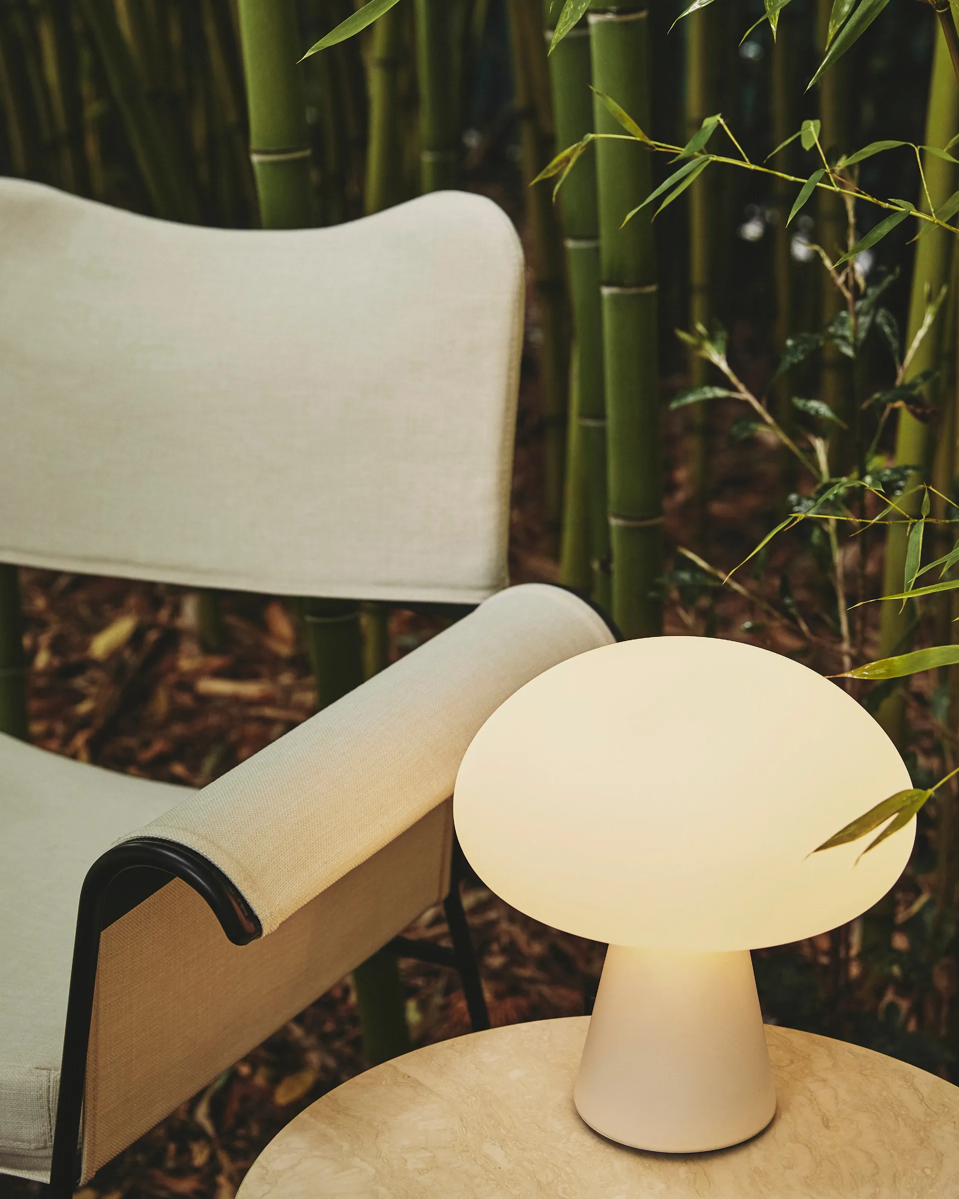 Obello bordlampe, Frosted glass GUBI