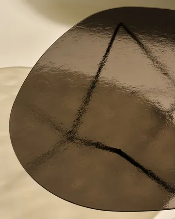 Pedrera salongbord - Svart semimatt-strukturglass bronse - GUBI