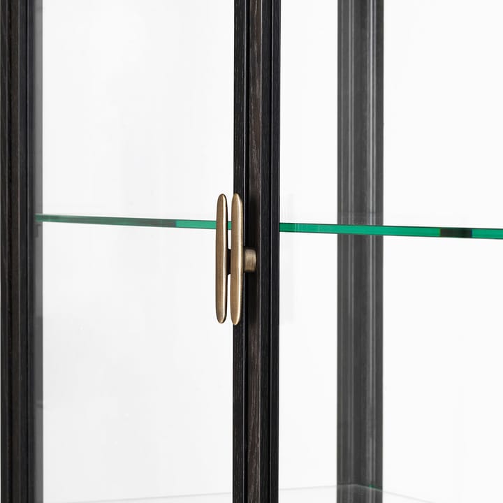 Private vitrineskap, glass, brun-sortbeiset eik GUBI