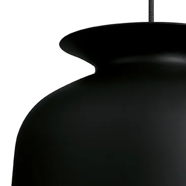 Ronde taklampe stor, charcoal black (svart) GUBI