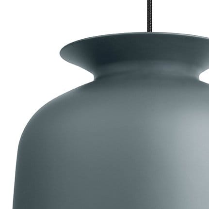 Ronde taklampe stor, pigeon grey (lysegrå) GUBI